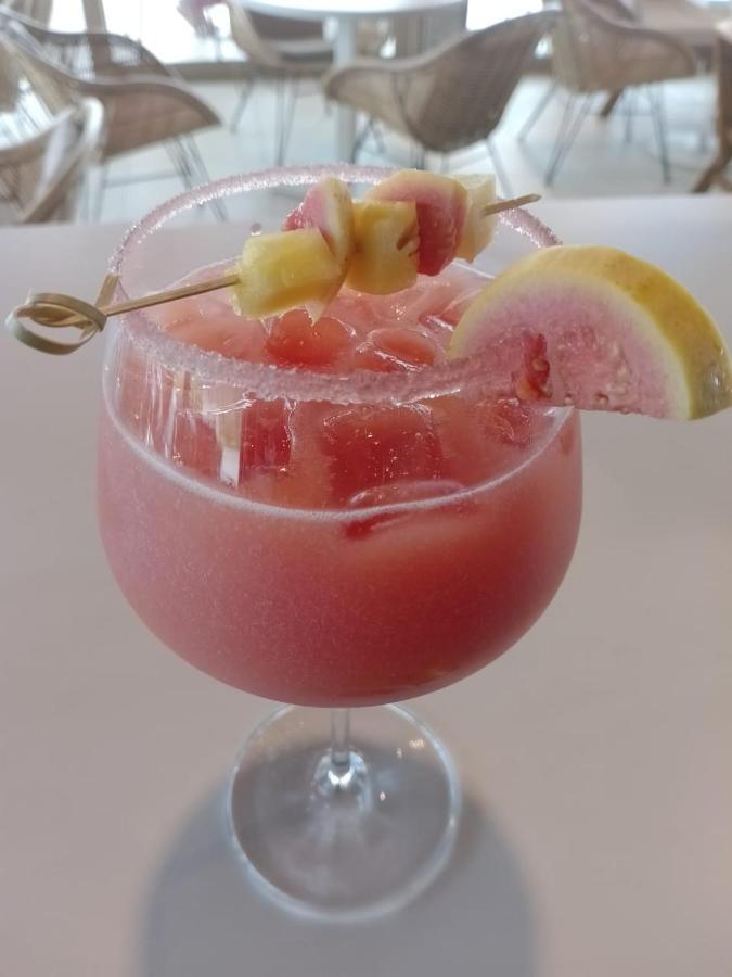 Ibis Styles Mayotte Aeroport Pamandzi エクステリア 写真
