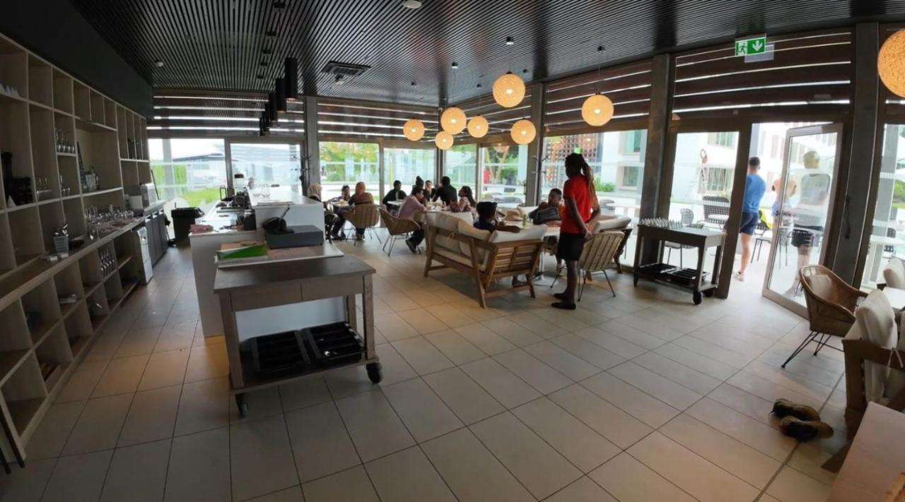 Ibis Styles Mayotte Aeroport Pamandzi エクステリア 写真