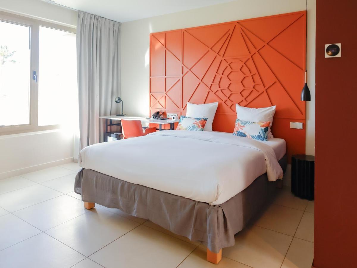 Ibis Styles Mayotte Aeroport Pamandzi エクステリア 写真